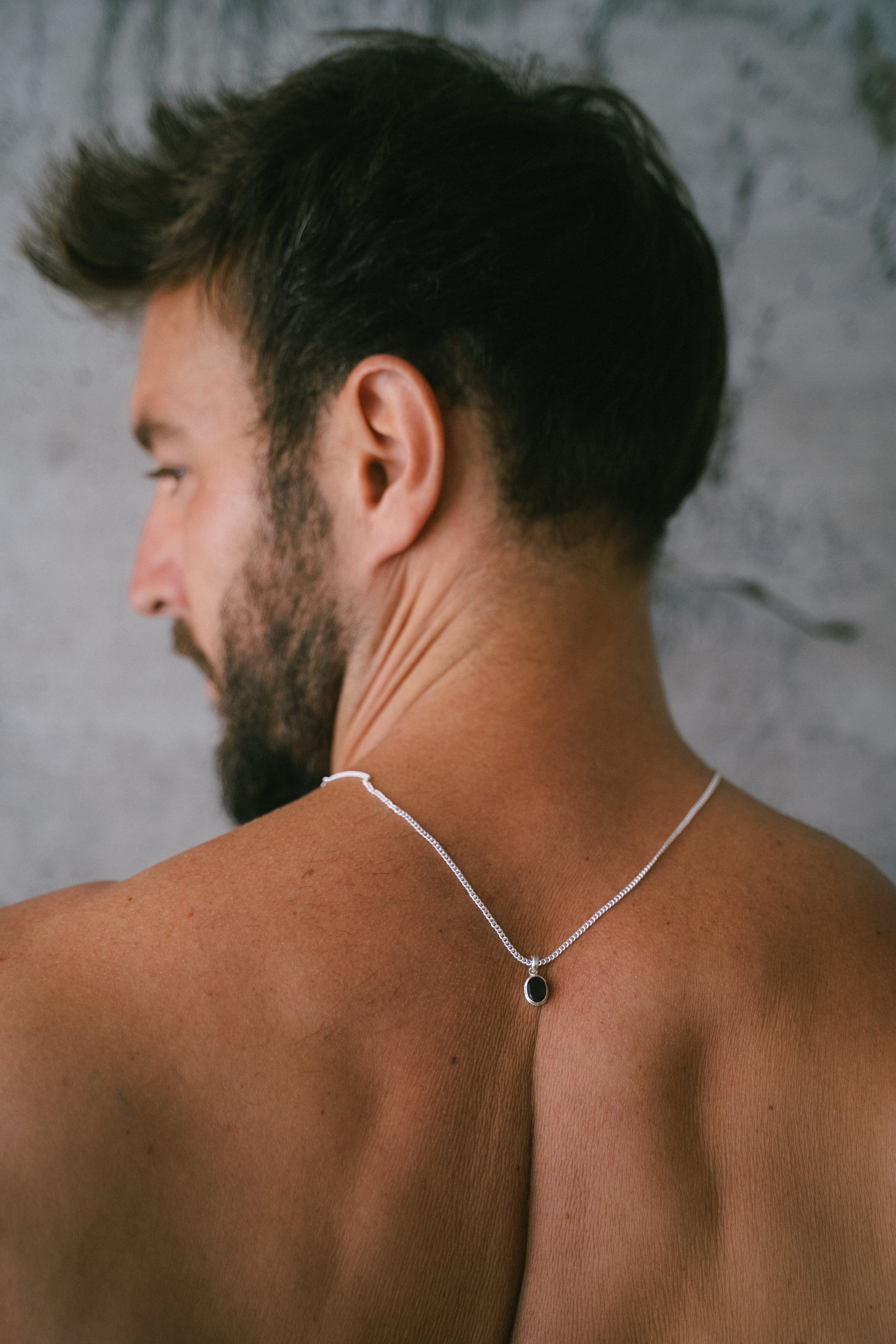 Noir stone pendant